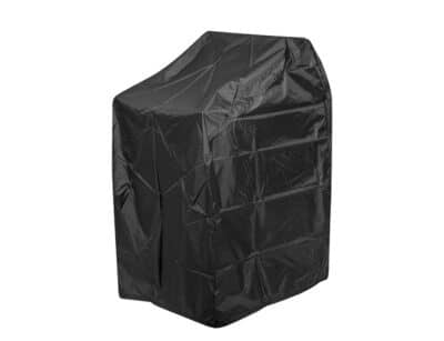 La imagen muestra una funda protectora negra, hecha de un material impermeable, el accesorio para muebles de exterior perfecto para proteger tus espacios exteriores