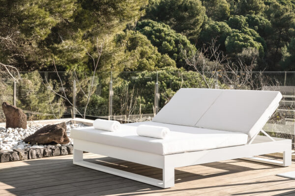 Cama balinesa Aura
