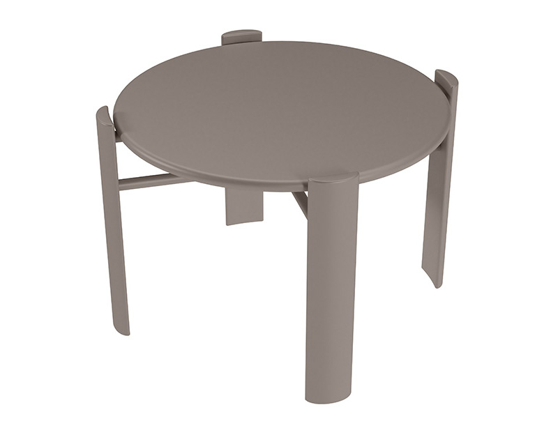 Mesa auxiliar de resina Noa prestige, de la marca Balliu Export, la mesa es de color tortola.