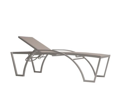 Tumbona Etna Alta de Balliu. Estructura de aluminio y textilene Balliu