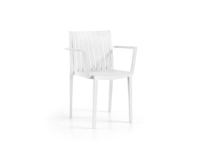 Vera chair with armrests